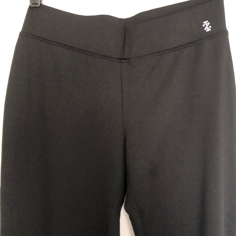 IZOD GOLF YOGA PANTS.